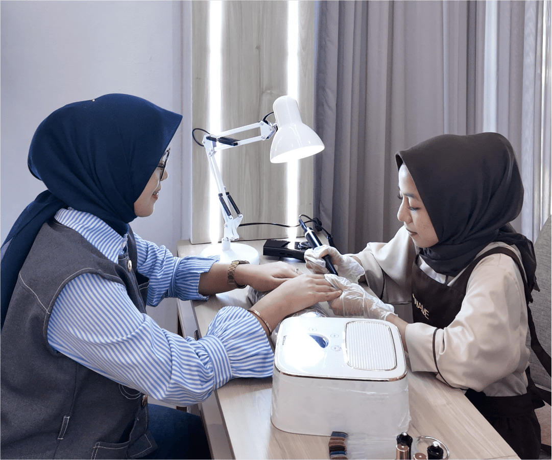 Japanese Classic Manicure and Pedicure